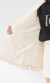 モデル：163cm（着用サイズ：FREE　着用カラー：IVO）