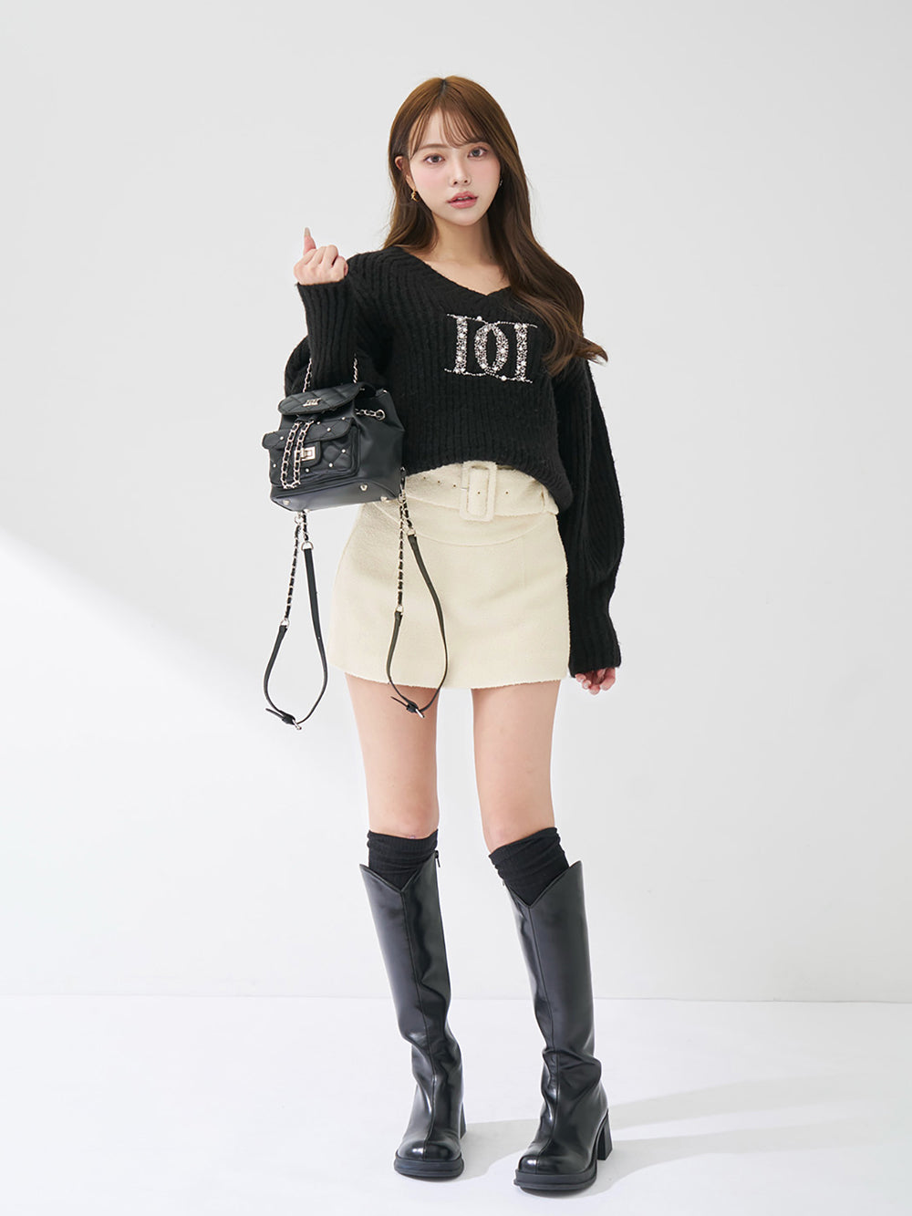 モデル：163cm（着用サイズ：FREE　着用カラー：IVO）