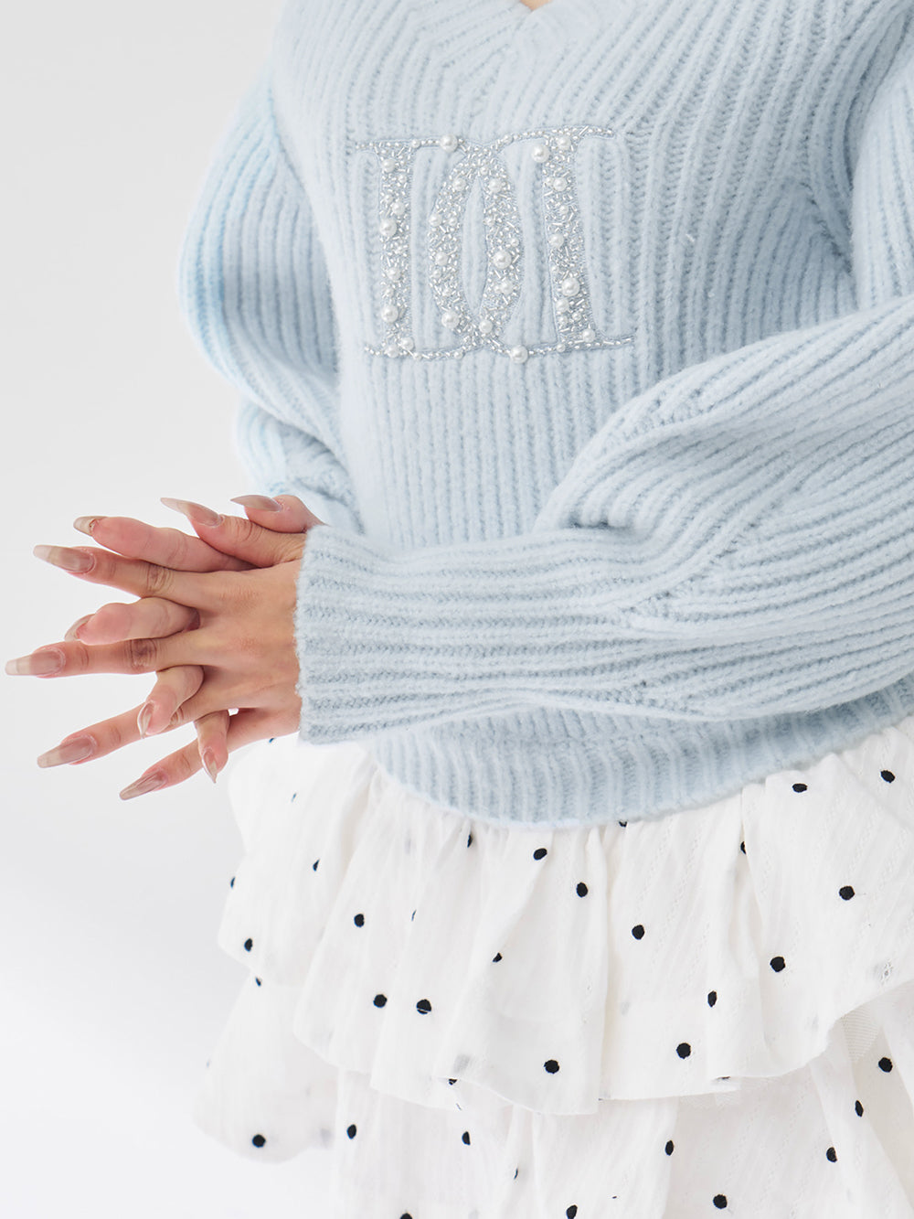 モデル：163cm（着用サイズ：FREE　着用カラー：SAX）