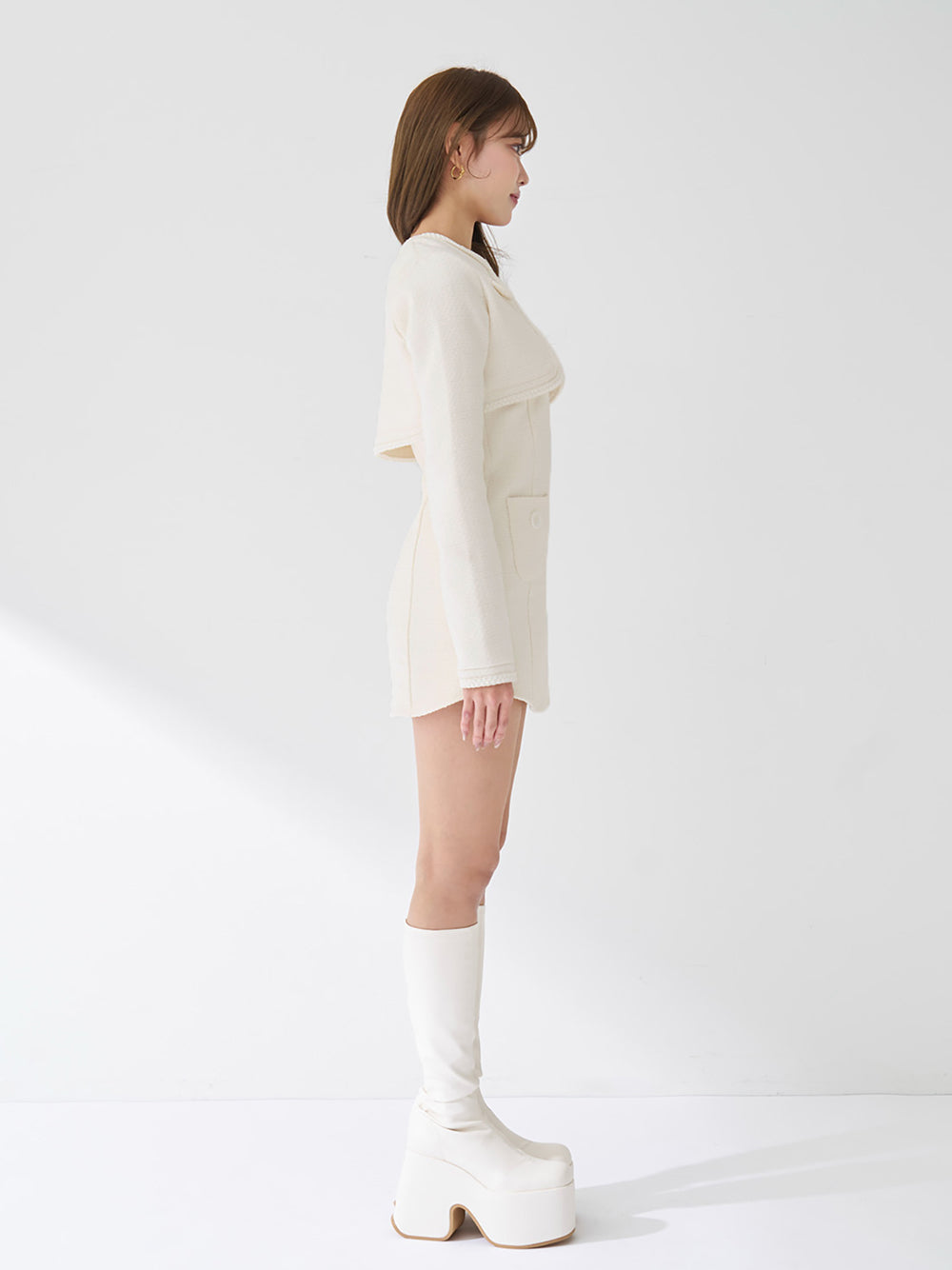 モデル：163cm（着用サイズ：FREE　着用カラー：IVO）