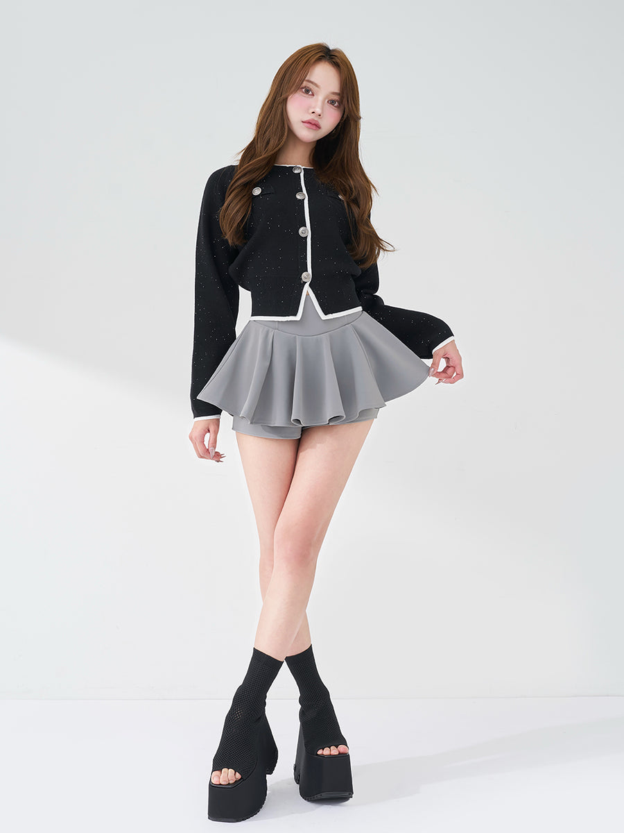モデル：163cm（着用サイズ：FREE　着用カラー：BLK）