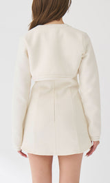 モデル：163cm（着用サイズ：FREE　着用カラー：IVO）