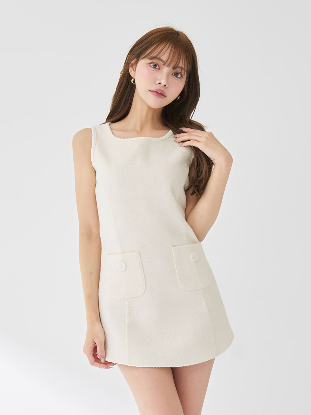 モデル：163cm（着用サイズ：FREE　着用カラー：IVO）