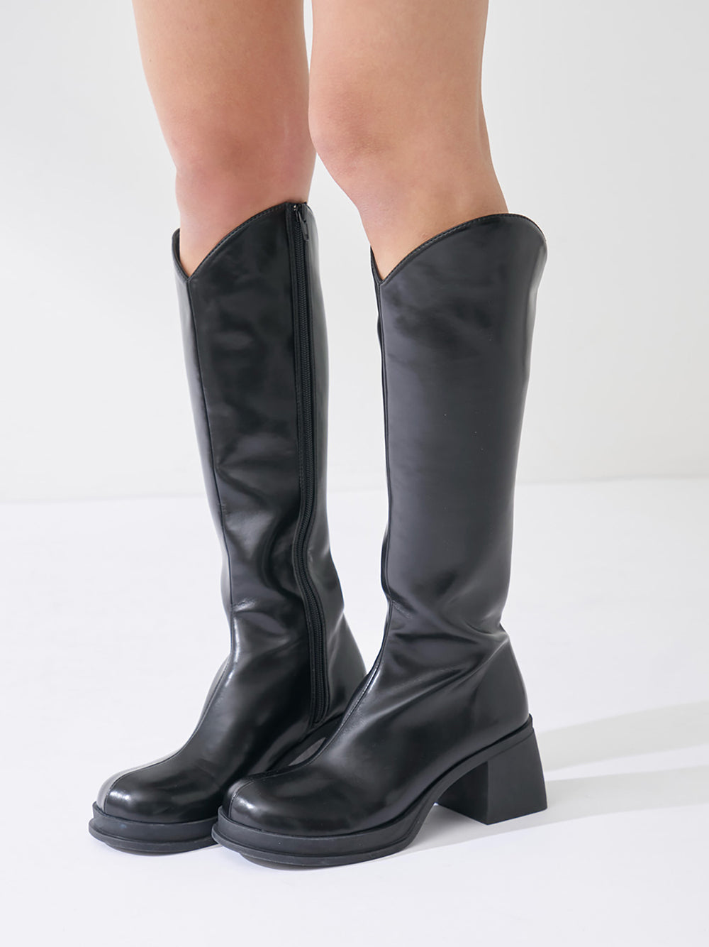 サイズ：M　カラー：BLK