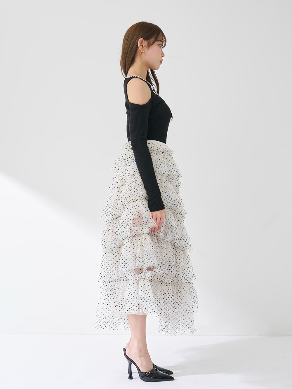 モデル：163cm（着用サイズ：FREE　着用カラー：WHT）