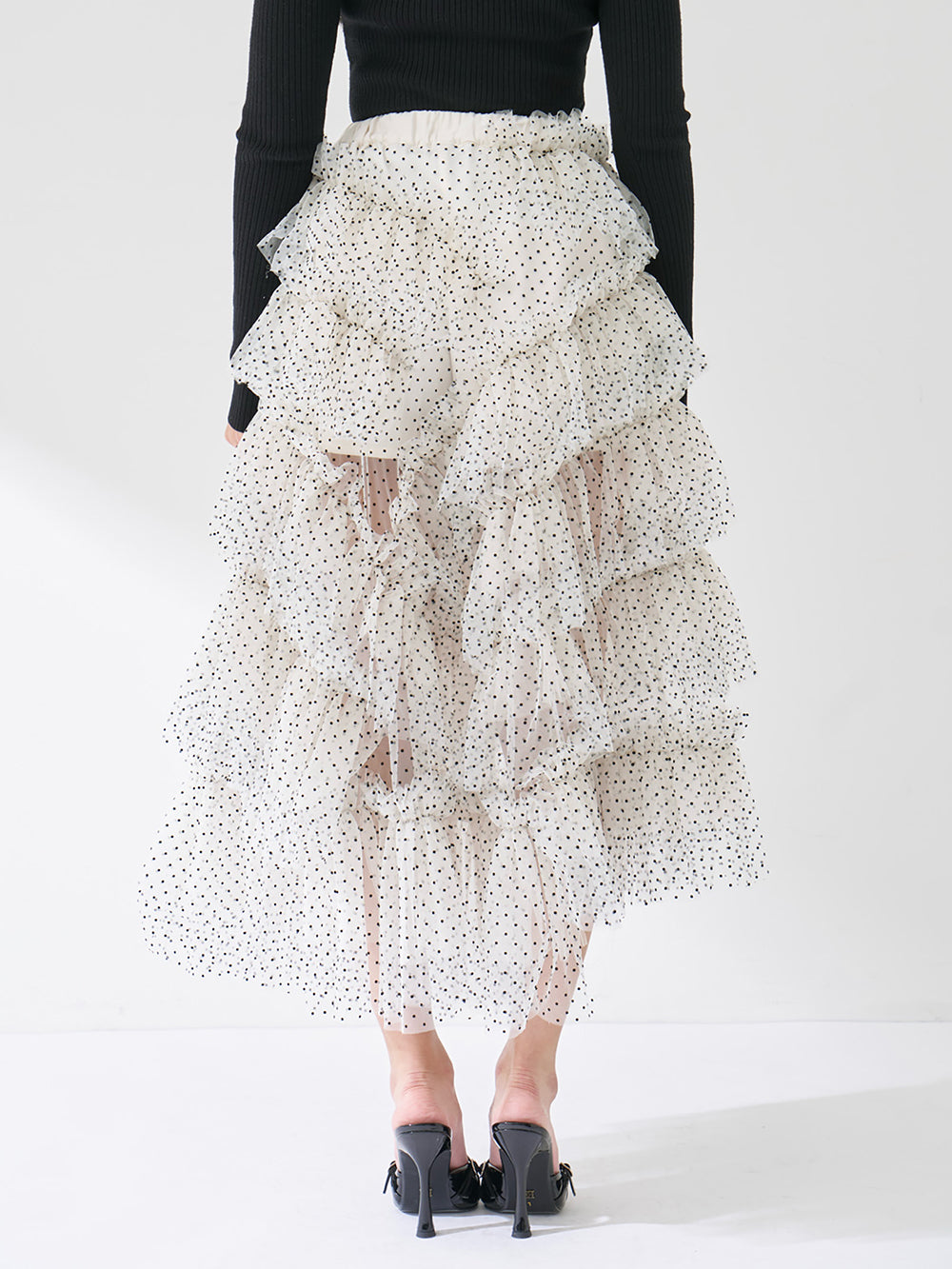 モデル：163cm（着用サイズ：FREE　着用カラー：WHT）