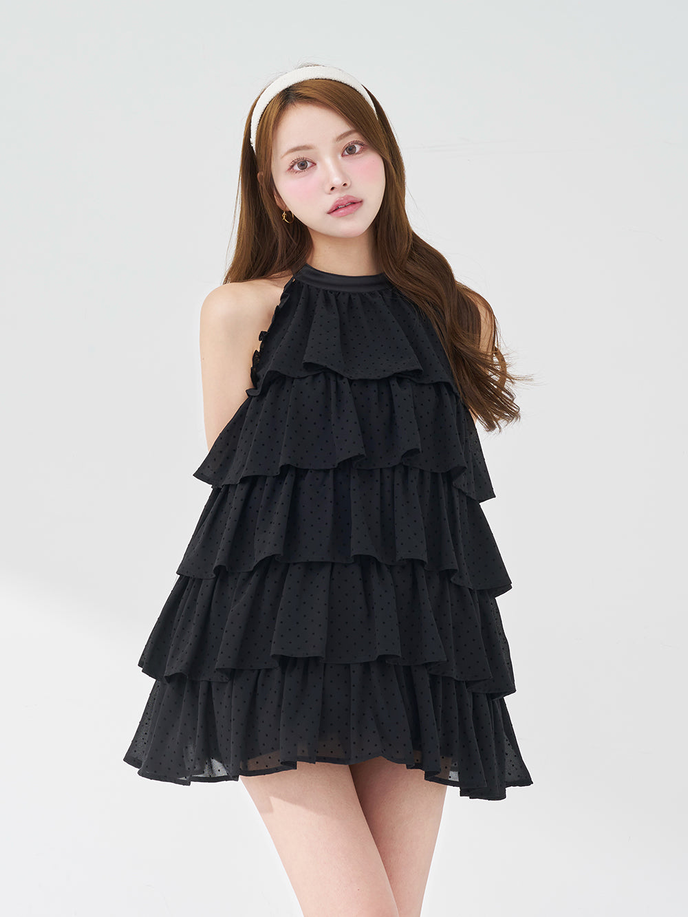 モデル：163cm（着用サイズ：FREE　着用カラー：BLK）