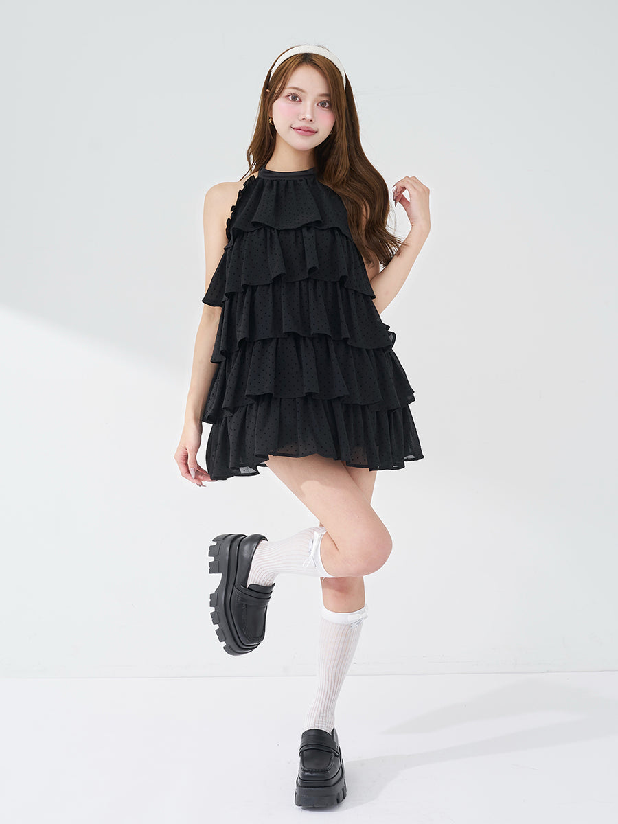 モデル：163cm（着用サイズ：FREE　着用カラー：BLK）
