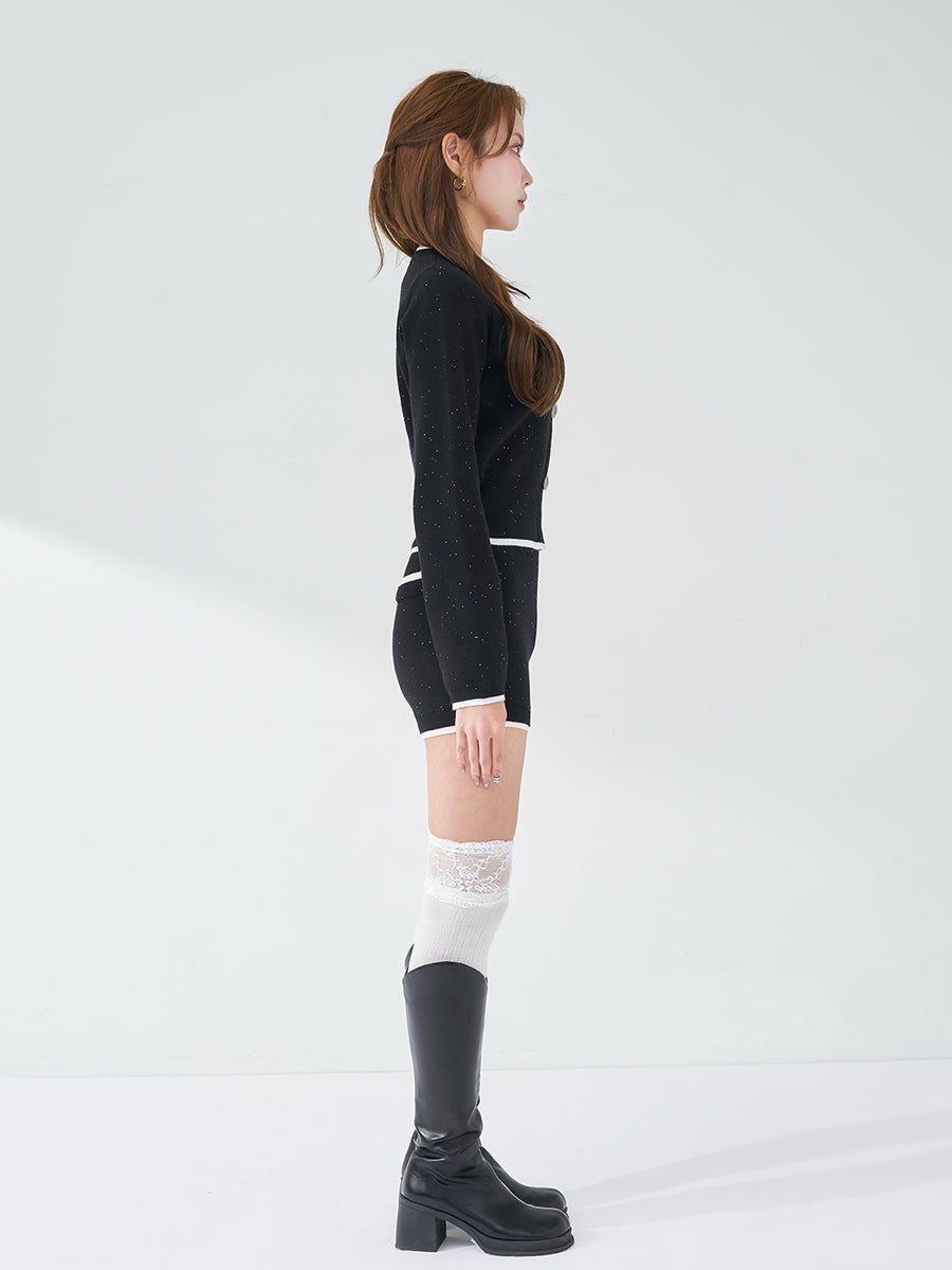 モデル：163cm（着用サイズ：FREE　着用カラー：BLK）