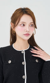 モデル：163cm（着用サイズ：FREE　着用カラー：BLK）