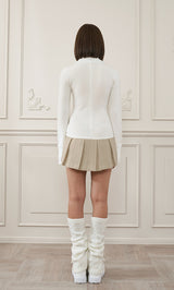 モデル：163cm（着用サイズ：FREE　着用カラー：WHT）