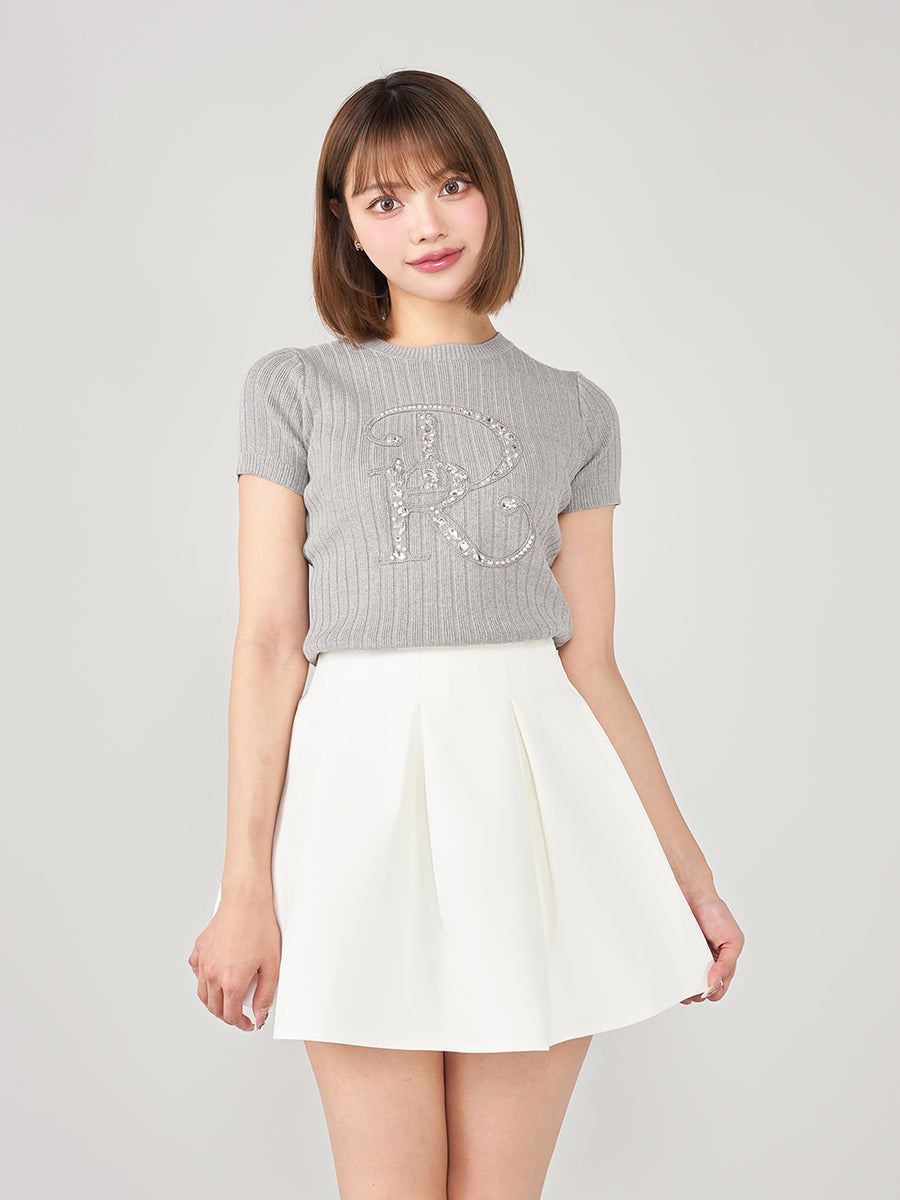 モデル：163cm（着用サイズ：FREE　着用カラー：GRY）