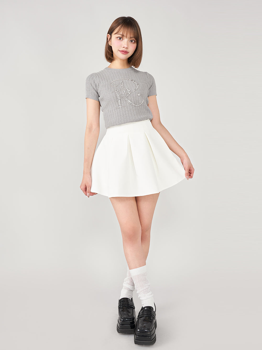 モデル：163cm（着用サイズ：FREE　着用カラー：GRY）