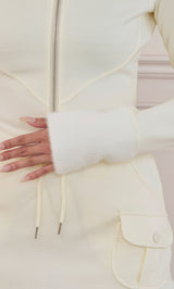 モデル：163cm（着用サイズ：FREE　着用カラー：WHT）