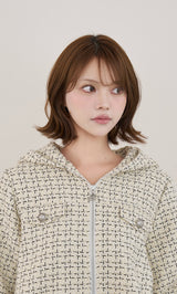 モデル：163cm（着用サイズ：S　着用カラー：IVO）