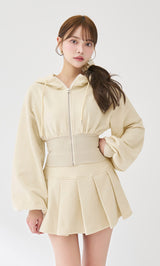 モデル：163cm（着用サイズ：FREE　着用カラー：YEL）