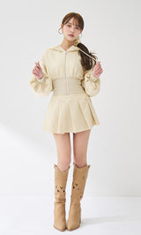 モデル：163cm（着用サイズ：FREE　着用カラー：YEL）