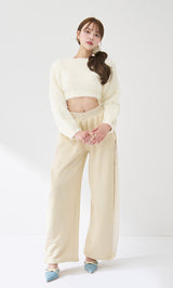 モデル：163cm（着用サイズ：FREE　着用カラー：YEL）