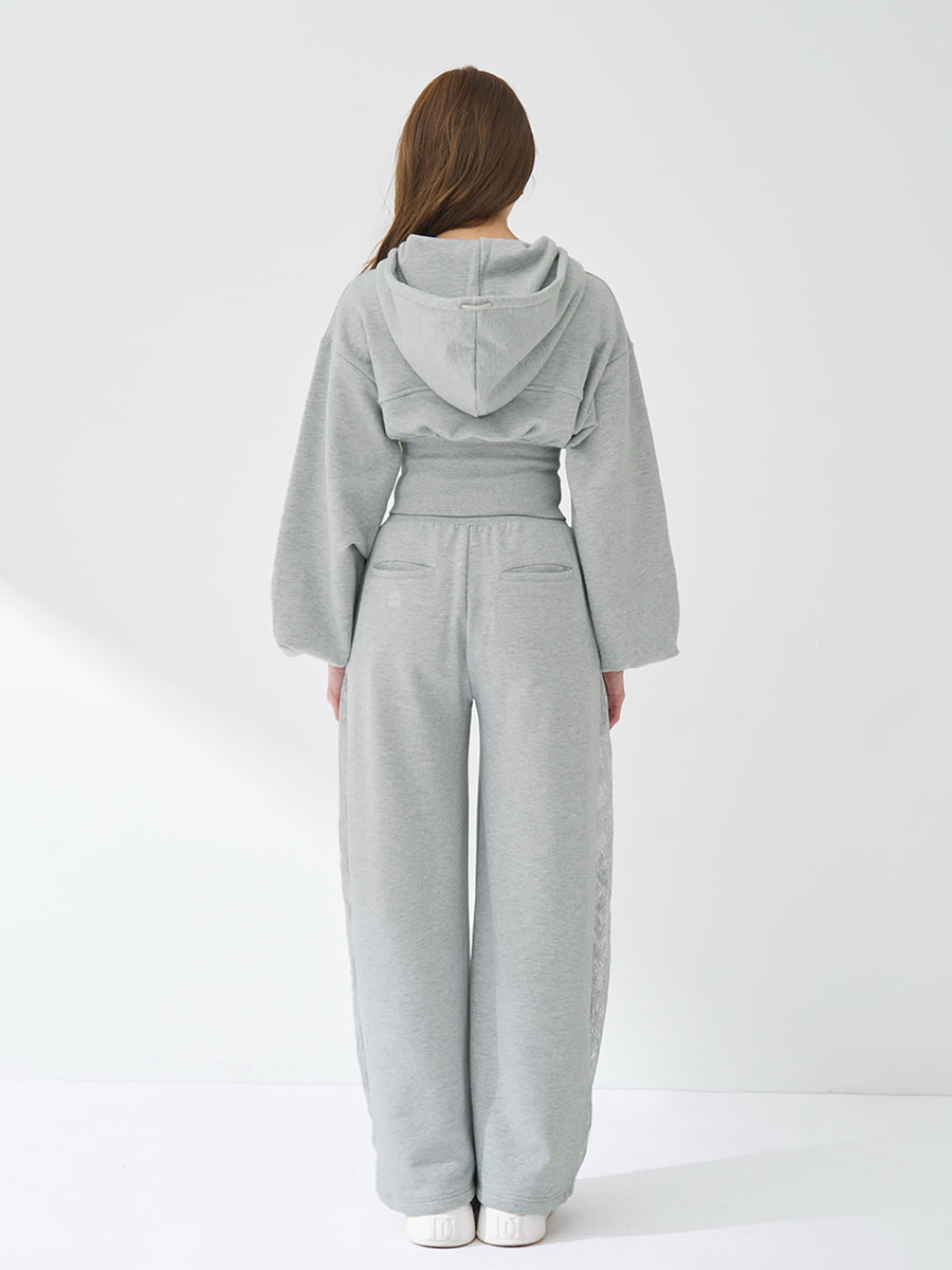 モデル：163cm（着用サイズ：FREE　着用カラー：GRY）