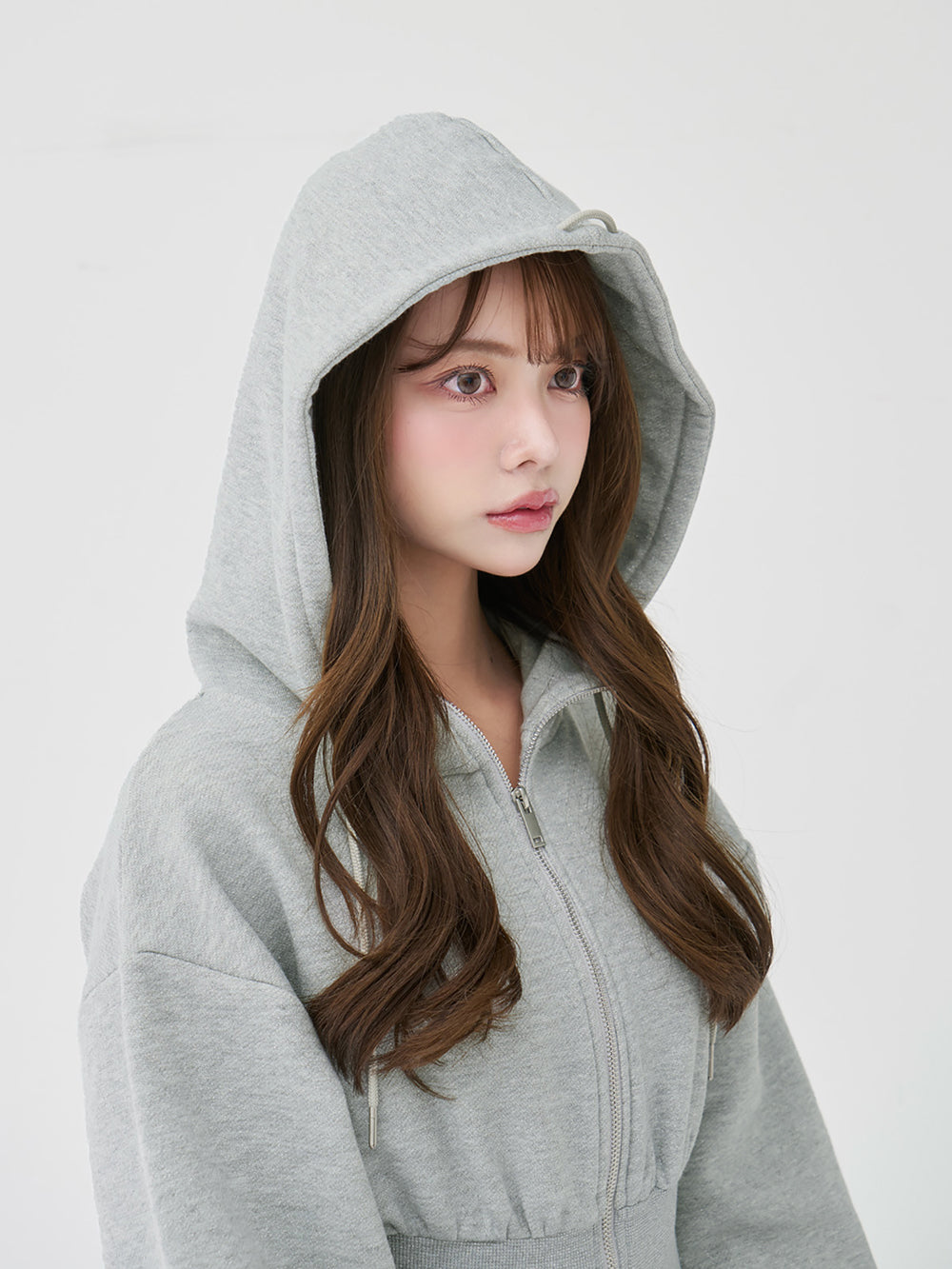 モデル：163cm（着用サイズ：FREE　着用カラー：GRY）