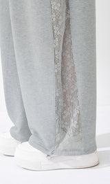 モデル：163cm（着用サイズ：FREE　着用カラー：GRY）