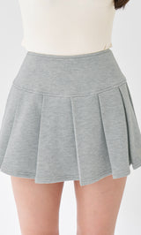 モデル：163cm（着用サイズ：FREE　着用カラー：GRY）