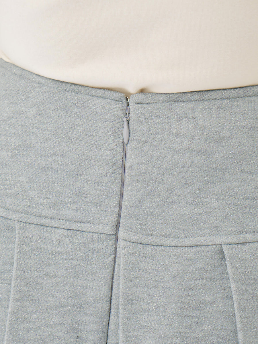 モデル：163cm（着用サイズ：FREE　着用カラー：GRY）