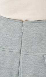 モデル：163cm（着用サイズ：FREE　着用カラー：GRY）