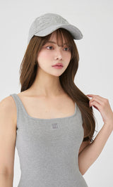 モデル：163cm（着用サイズ：FREE　着用カラー：GRY）