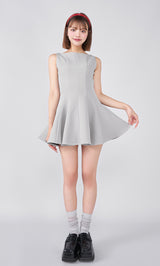 モデル：163cm（着用サイズ：FREE　着用カラー：GRY）