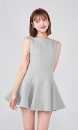 モデル：163cm（着用サイズ：FREE　着用カラー：GRY）