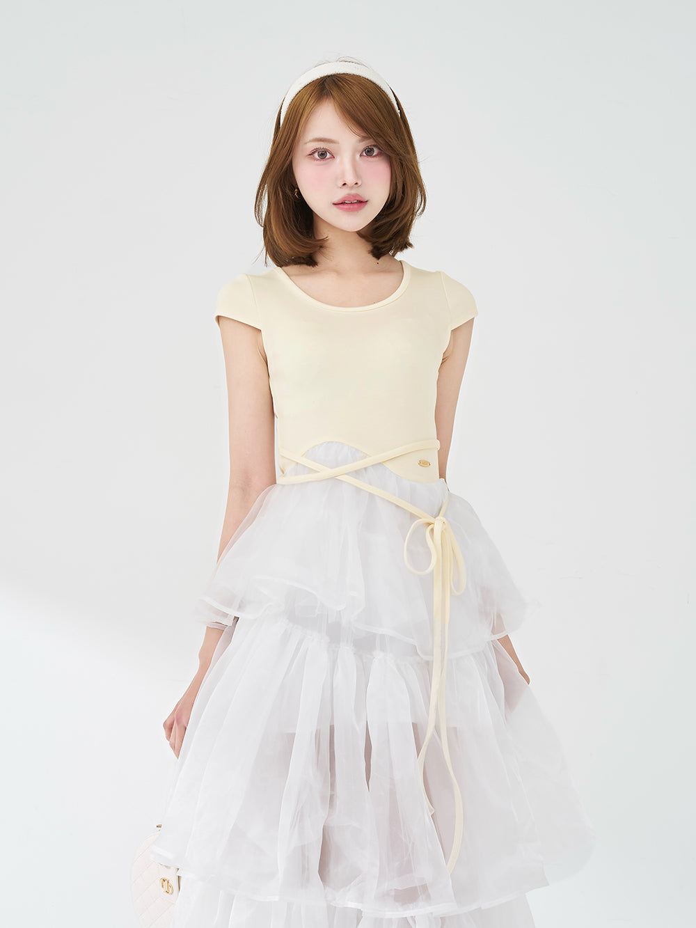 モデル：163cm（着用サイズ：FREE　着用カラー：YEL）