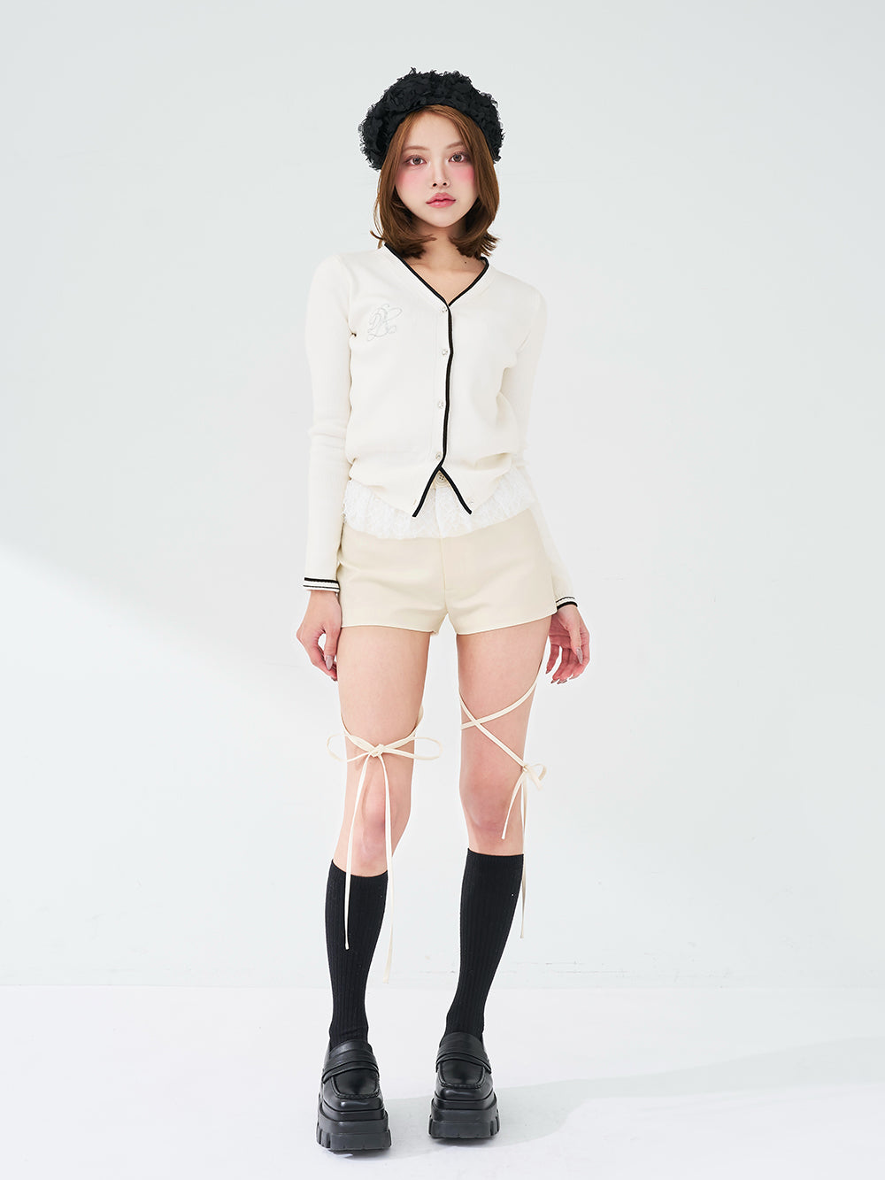 モデル：163cm（着用サイズ：S　着用カラー：IVO）