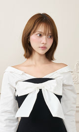 モデル：163cm（着用サイズ：FREE　着用カラー：BLK）