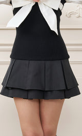 モデル：163cm（着用サイズ：FREE　着用カラー：BLK）