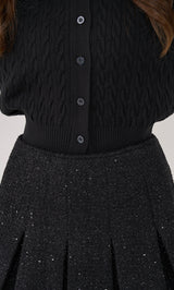 モデル：160cm（着用サイズ：S　着用カラー：BLK）
