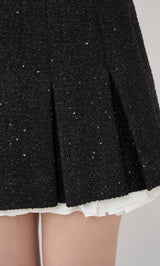 モデル：160cm（着用サイズ：S　着用カラー：BLK）