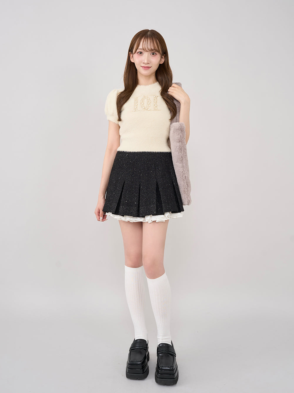 モデル：160cm（着用サイズ：S　着用カラー：BLK）