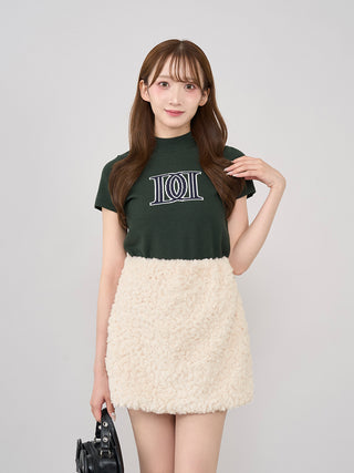 モデル：160cm（着用サイズ：FREE　着用カラー：GRN）