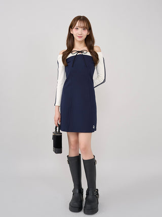モデル：160cm（着用サイズ：FREE　着用カラー：NVY）
