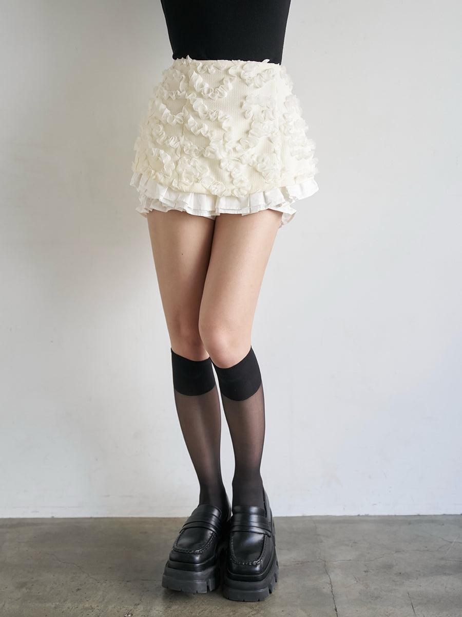 モデル：158cm（着用サイズ：FREE　着用カラー：IVO）
