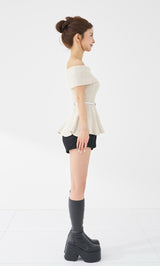 モデル：158cm（着用サイズ：FREE　着用カラー：IVO）