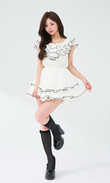 モデル：158cm（着用サイズ：FREE　着用カラー：WHT）