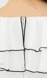 モデル：158cm（着用サイズ：FREE　着用カラー：WHT）
