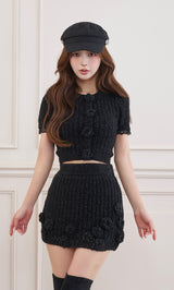 モデル：158cm（着用サイズ：FREE　着用カラー：BLK）
