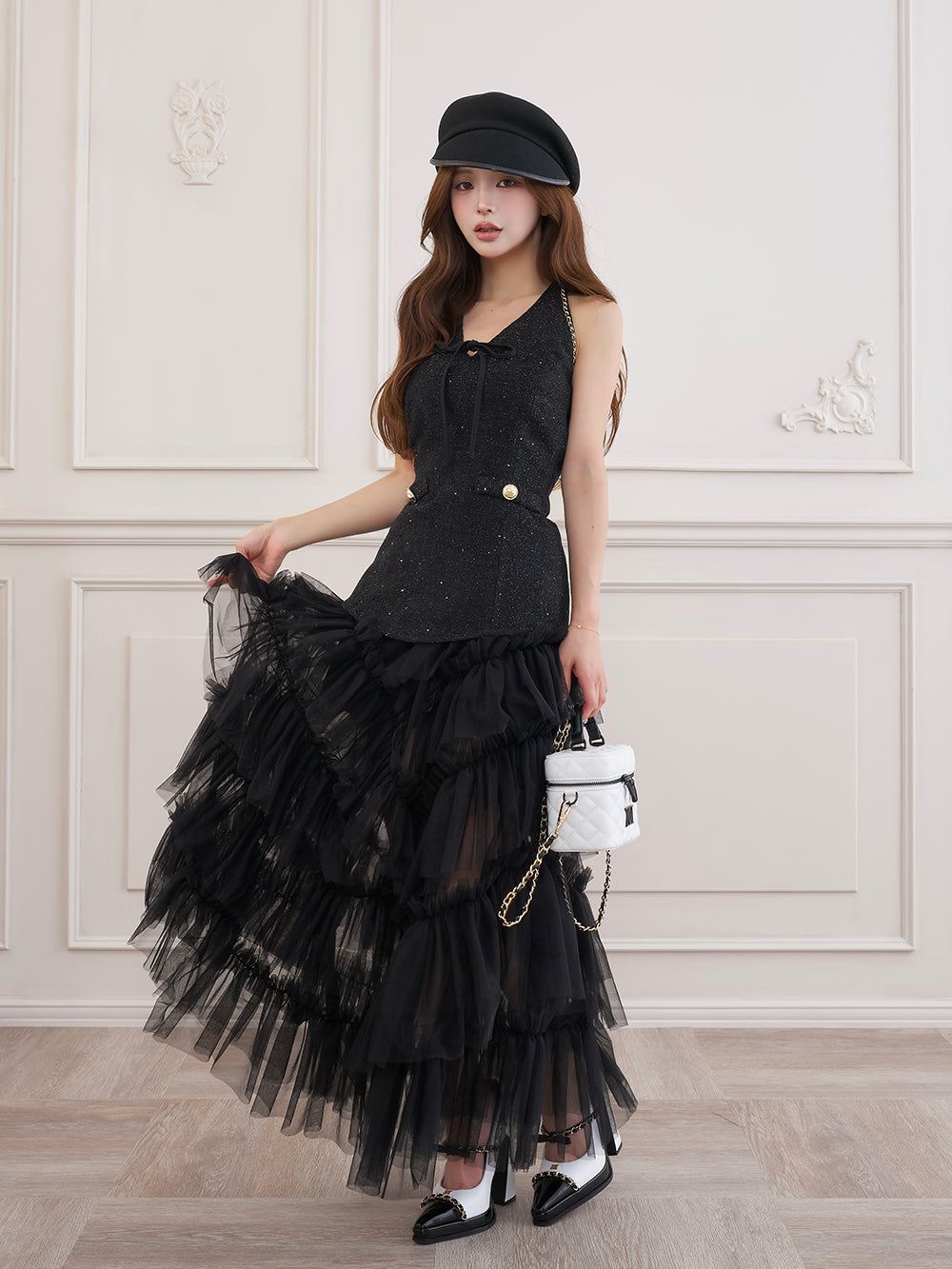 モデル：158cm（着用サイズ：FREE　着用カラー：BLK）
