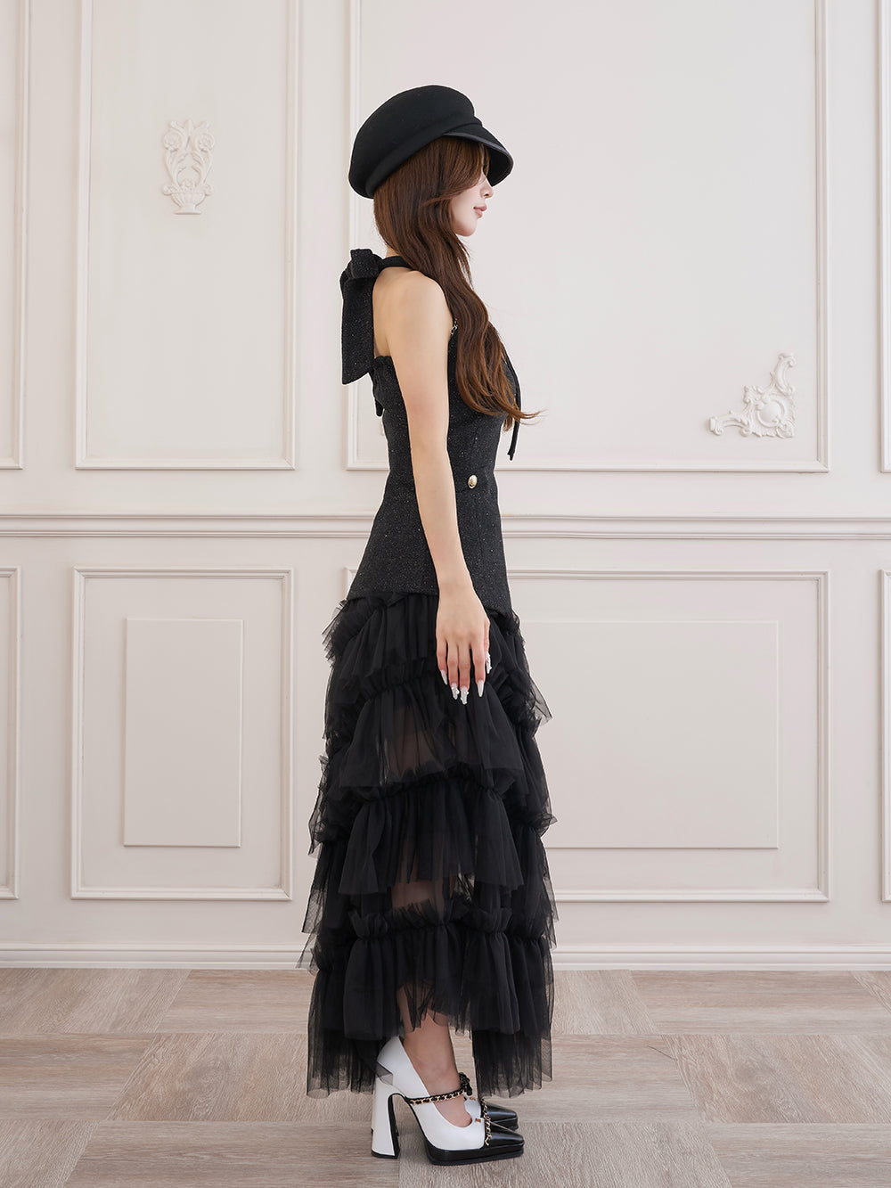 モデル：158cm（着用サイズ：FREE　着用カラー：BLK）