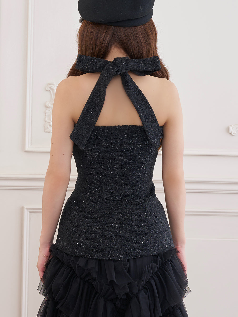 モデル：158cm（着用サイズ：FREE　着用カラー：BLK）