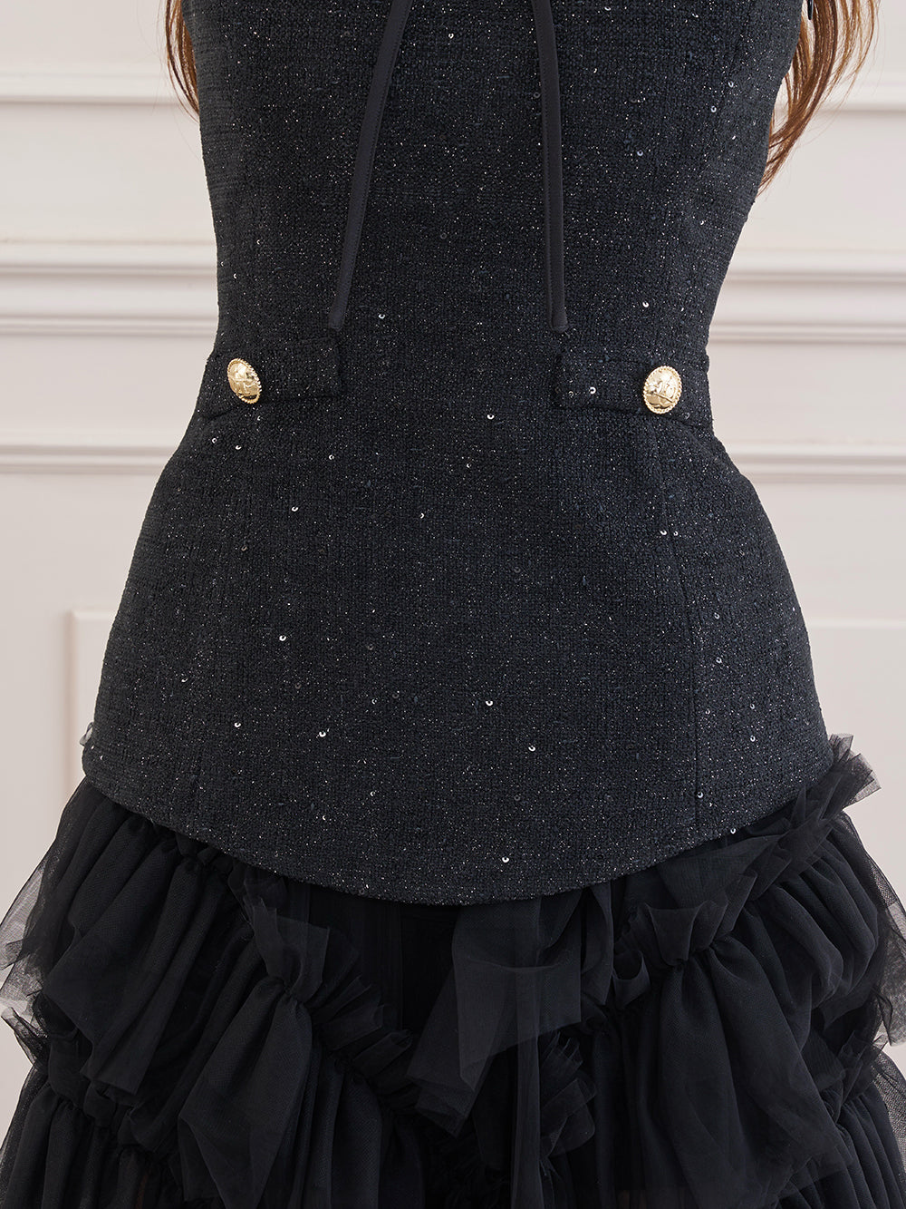 モデル：158cm（着用サイズ：FREE　着用カラー：BLK）