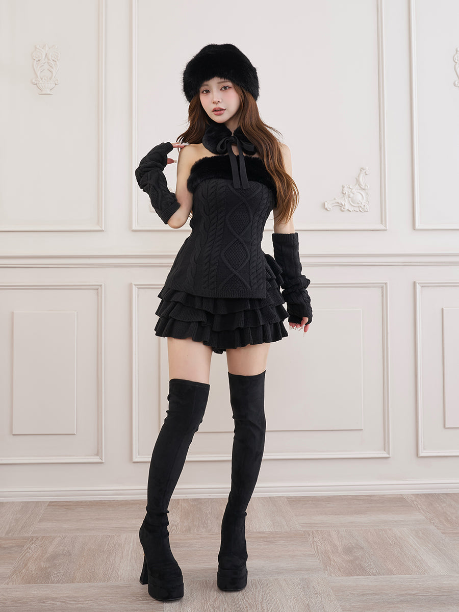 モデル：158cm（着用サイズ：FREE　着用カラー：BLK）